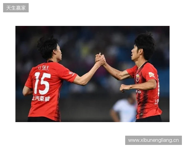 半场-玉昆暂3-0泰山 奥斯卡双响卡约闪击克雷桑中框+失误被断