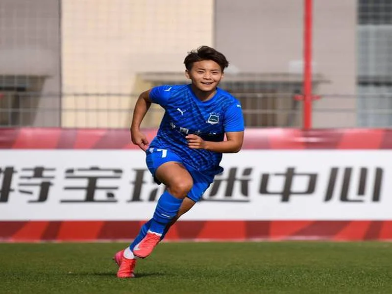 首开记录，王霜赛后：比赛艰难但拿下首胜，要奉献更精彩的比赛