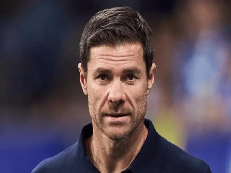 电讯报为切尔西帅位热门人选综合评级，哈维-阿隆索稳居首选